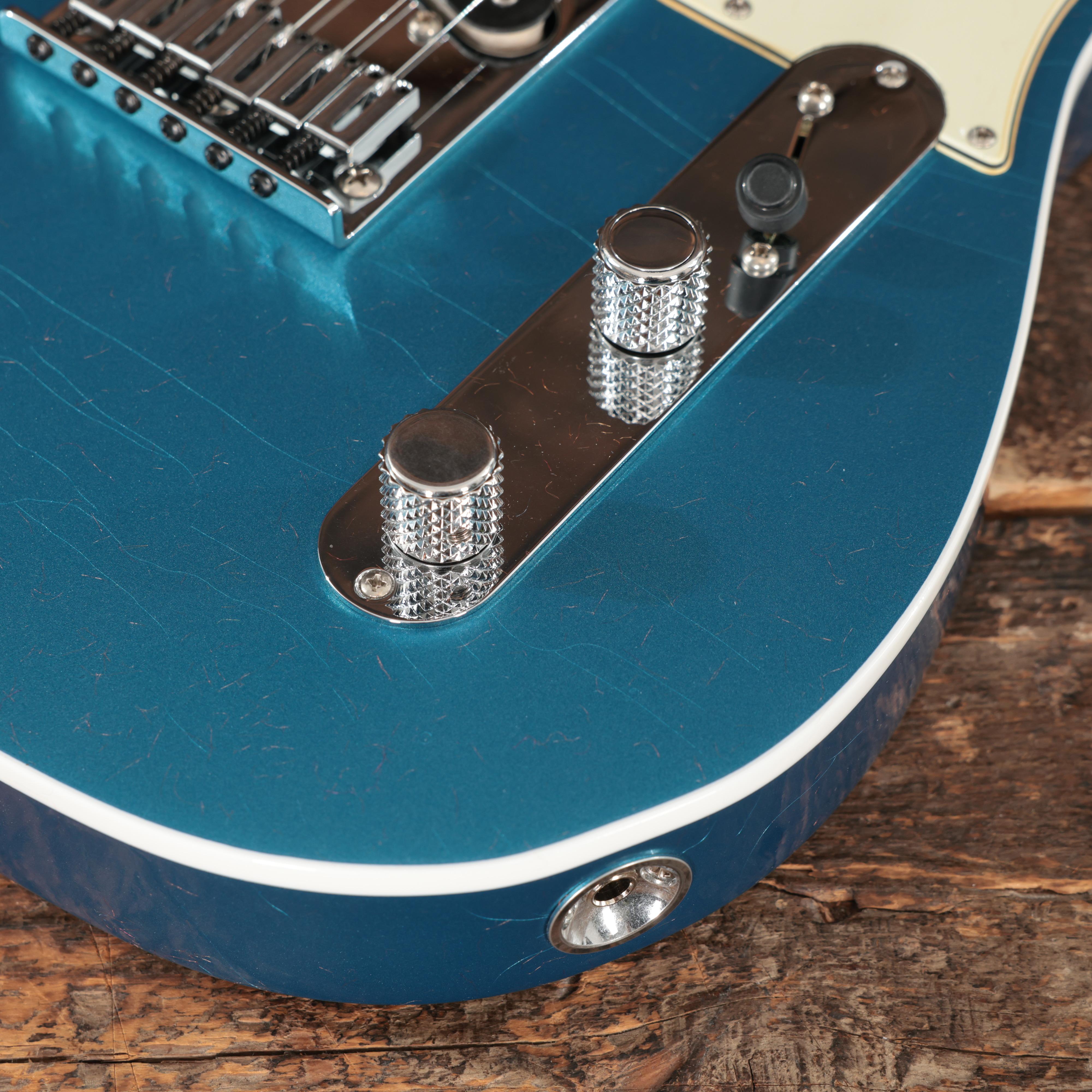 Fender American Ultra Luxe Vintage '60s Telecaster Custom in Lake